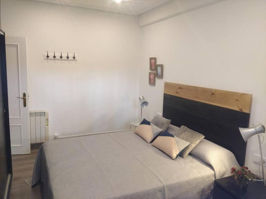 Coqueto Apartamento Frente Al Guggenheim Bilbao Dış mekan fotoğraf